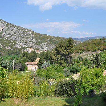 Lou Pin Dou Papet Bed & Breakfast Roquevaire Exterior photo